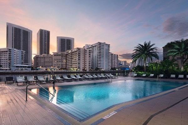 Cozy 1Br Condo Beachwalk Resort Hallandale Beach Kültér fotó